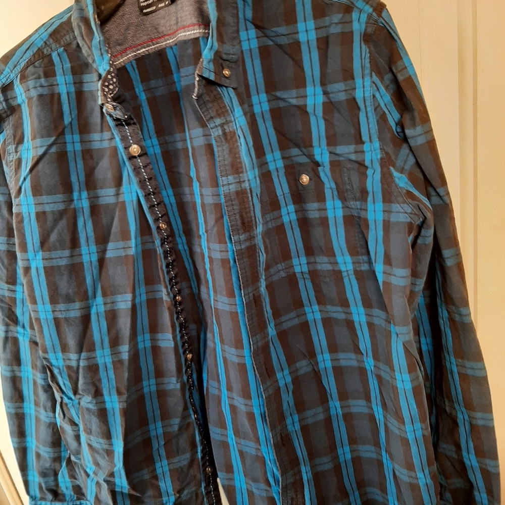 Men's slim fit xl long sleeve new without tags.